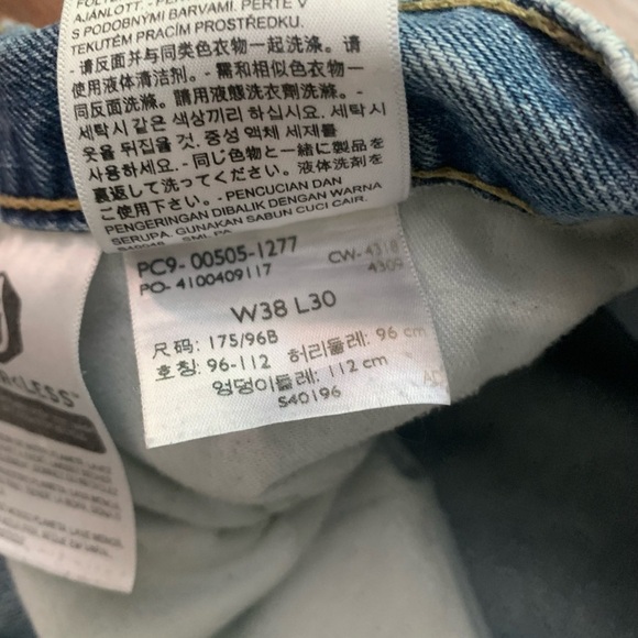 Levis 505 Straight Leg Jeans Wore In Size 38x30 faded - Picture 6 of 12